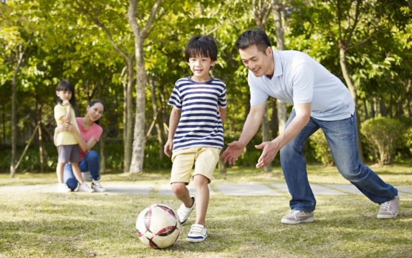 ba me tham gia the thao cung con